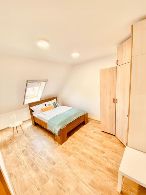 Lemon Premium Apartment Szeged Ngoại thất bức ảnh